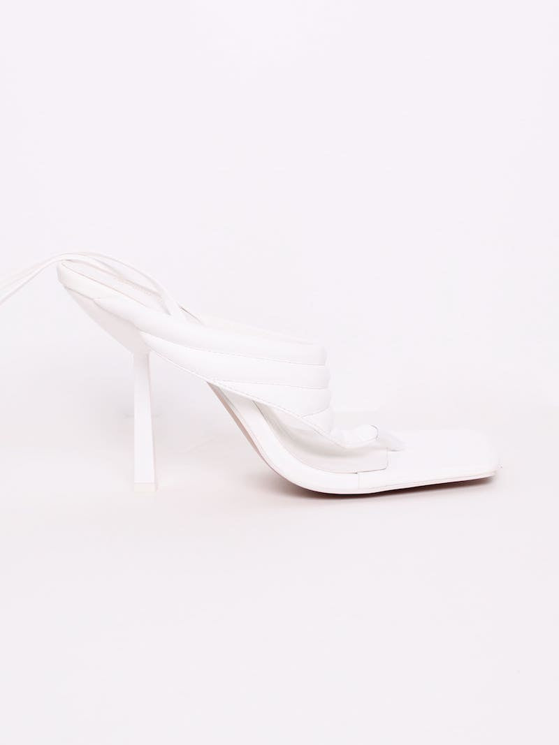 Pretty Little Thing - Sandales à talons blanches T.41