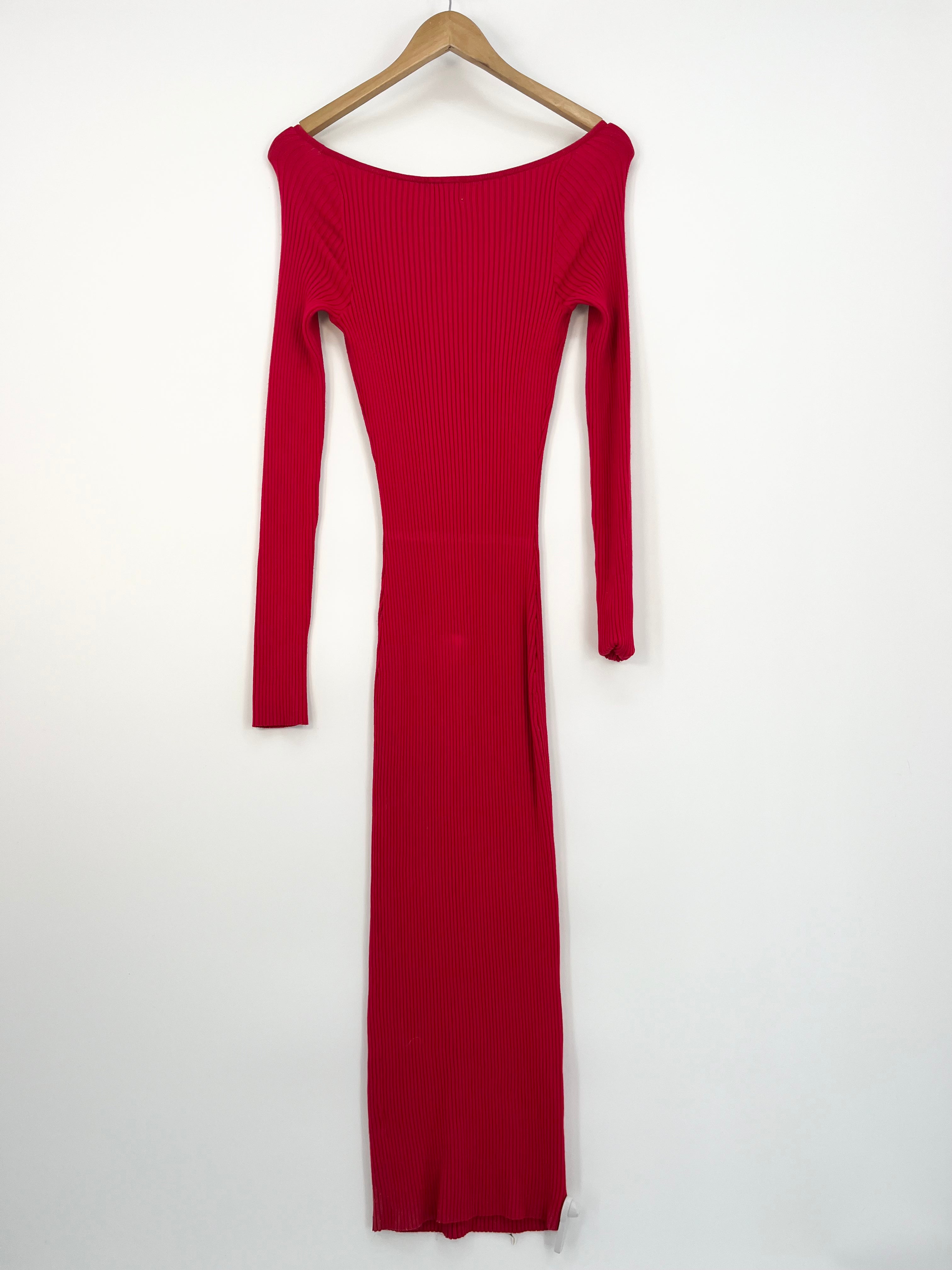 H&M - Robe rouge manches longues côtelée décolleté coeur T.S