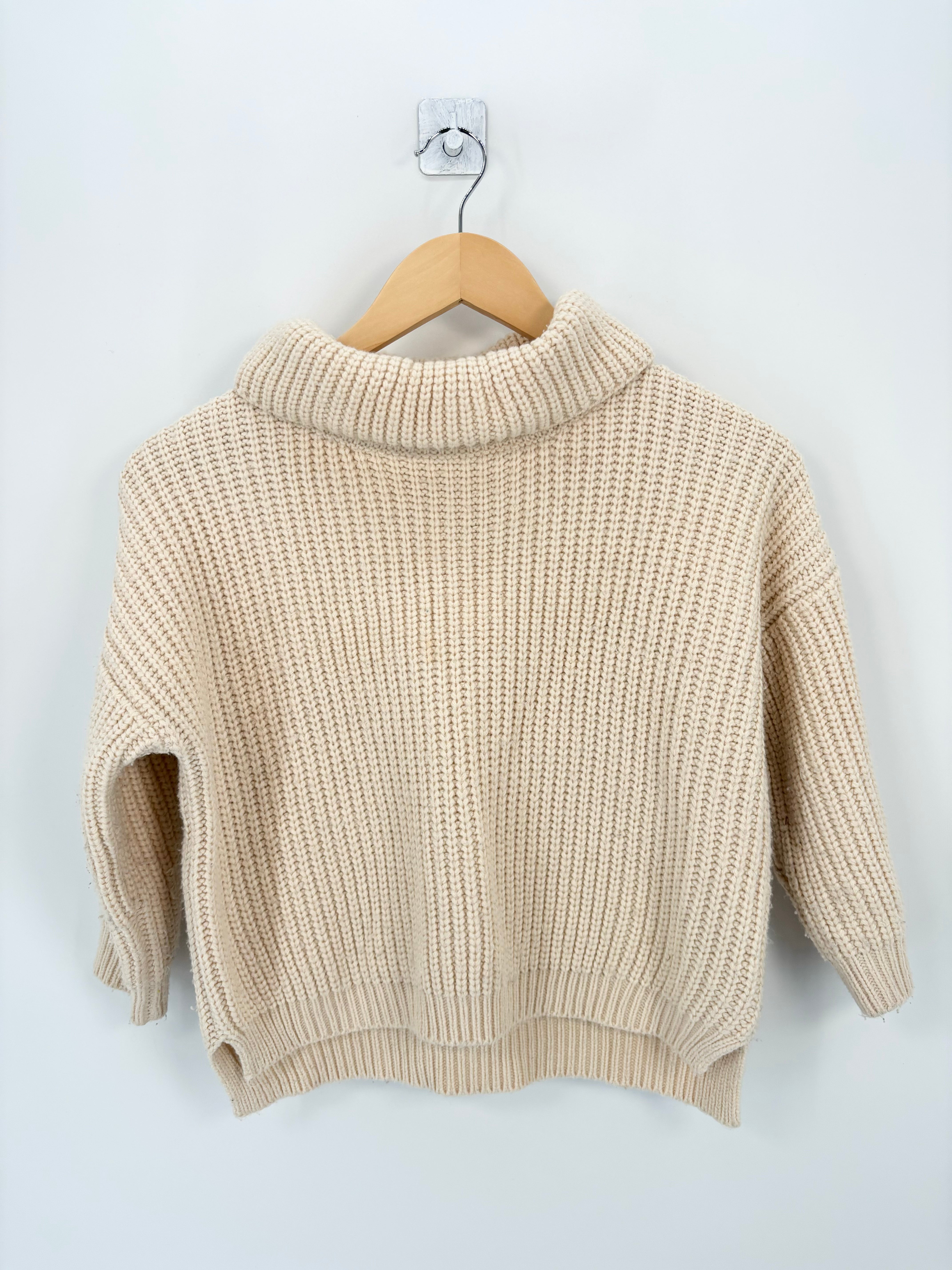 Donsje - Pull maille col roulé beige imparfait T.5/6 ans