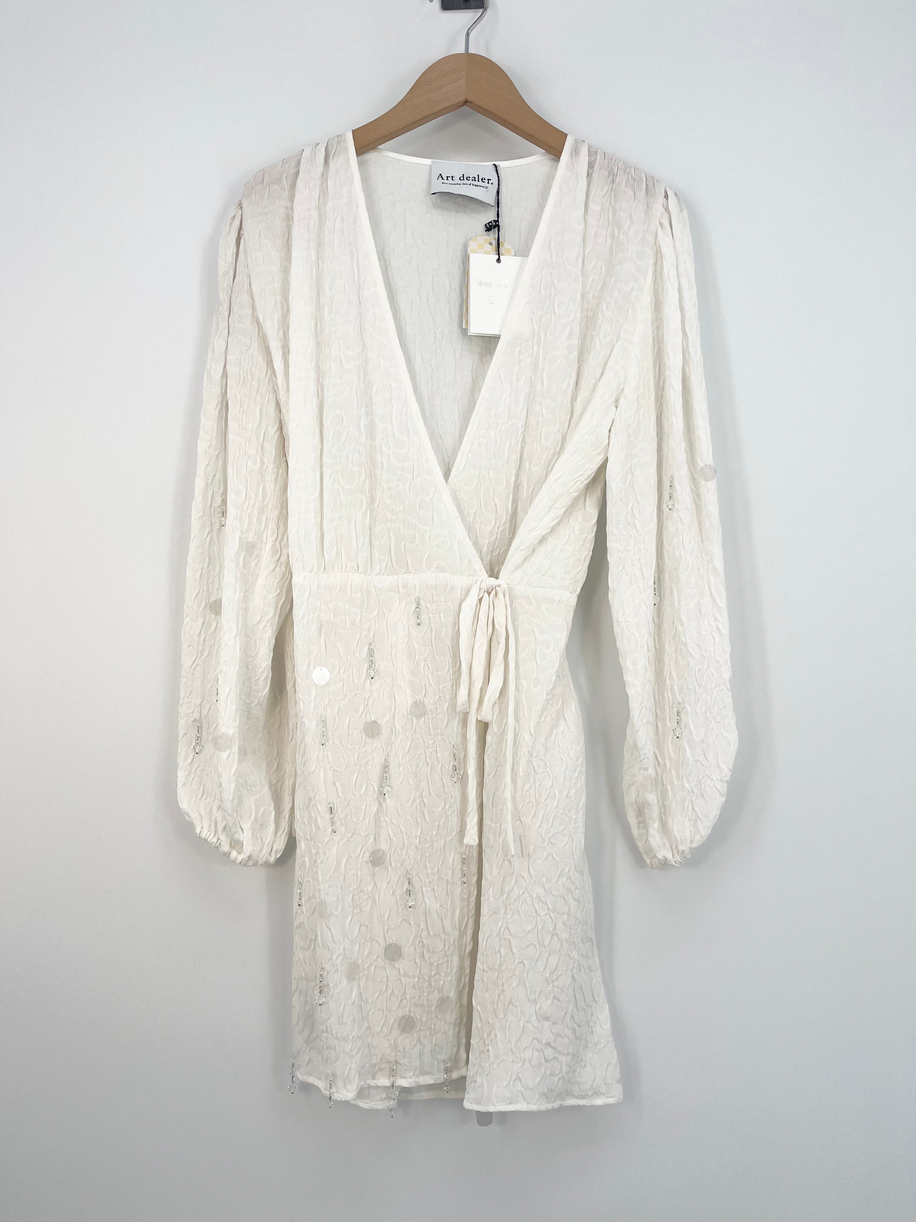 Art Dealer - Robe blanche relief neuve T.S