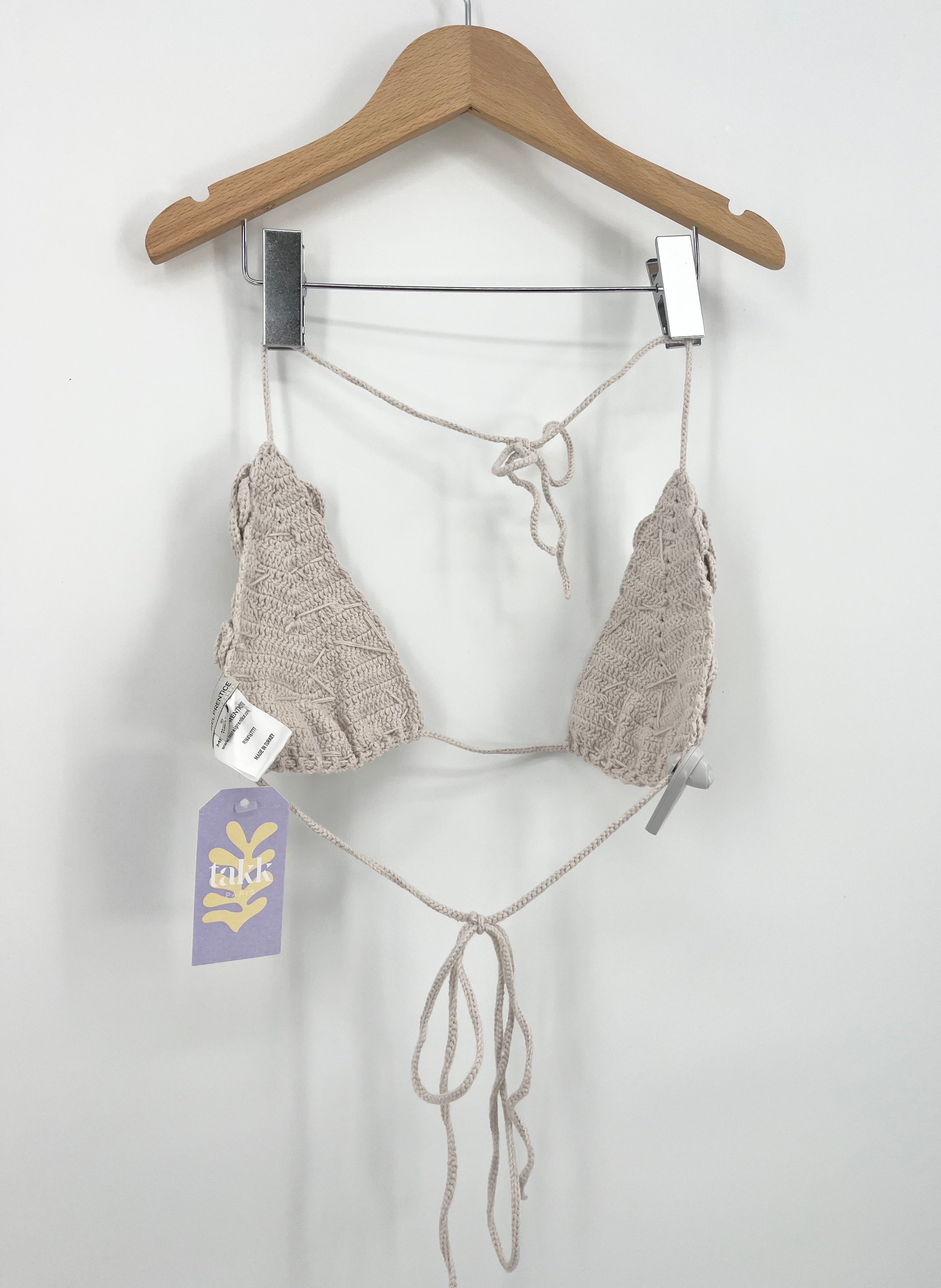 Mirel Prentice - Bralette triangle beige en crochet formant une rose T.S