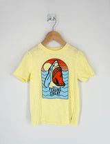 GAP Kids - T-shirt jaune requin T.4/5 ans
