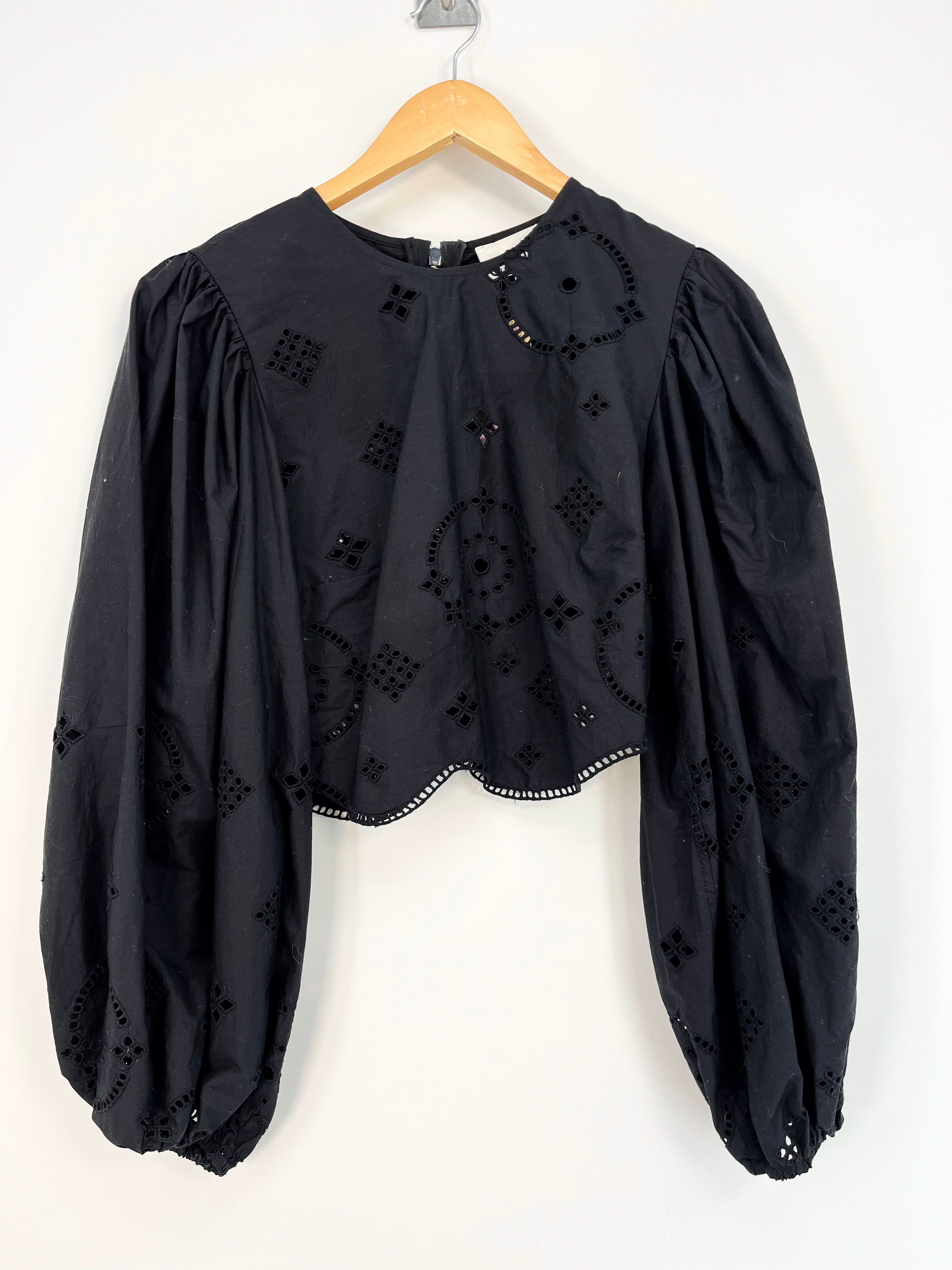 Ganni - Blouse noire manches bouffantes ajourées T.36