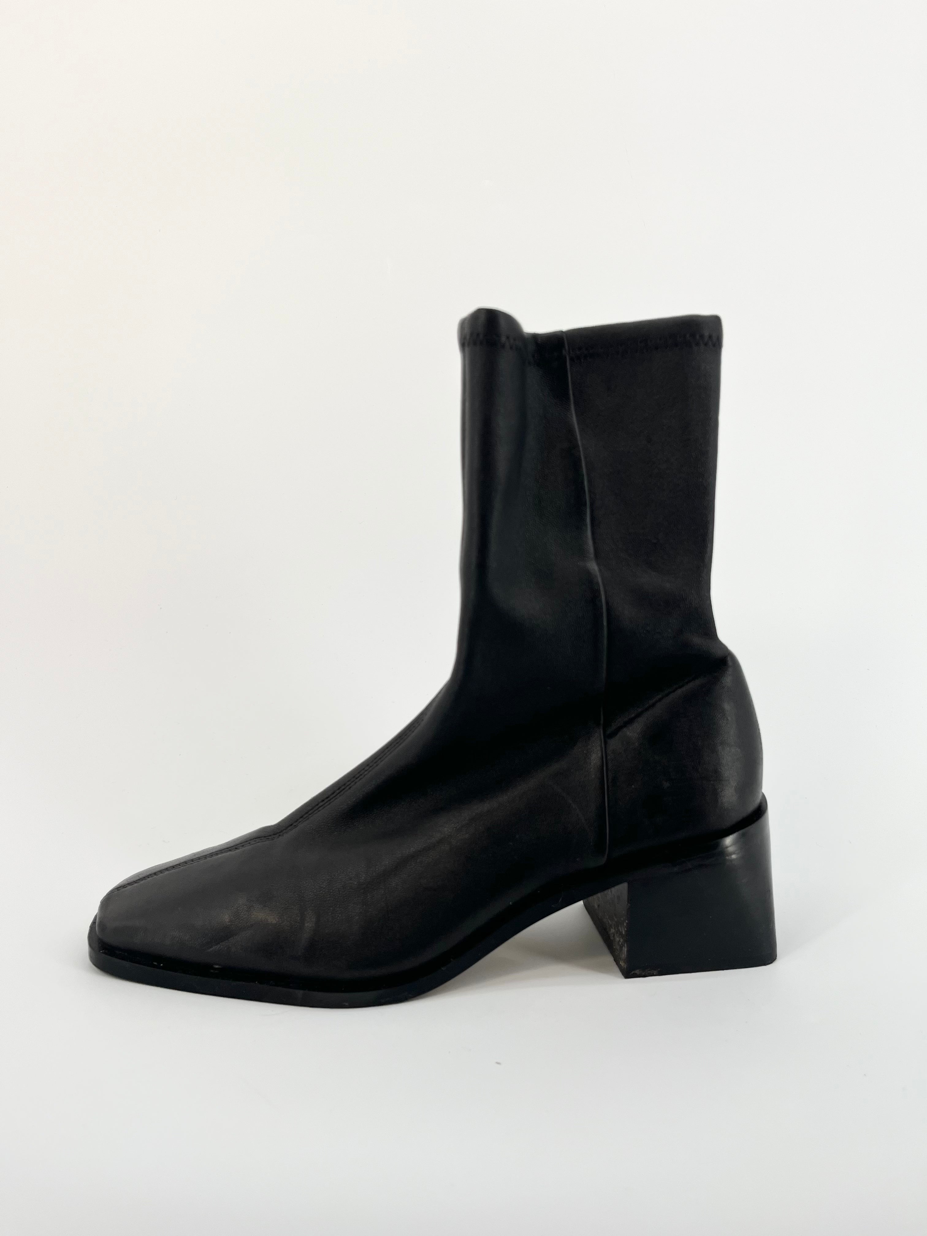 & Other stories - Bottines chaussettes à talon en cuir T.38