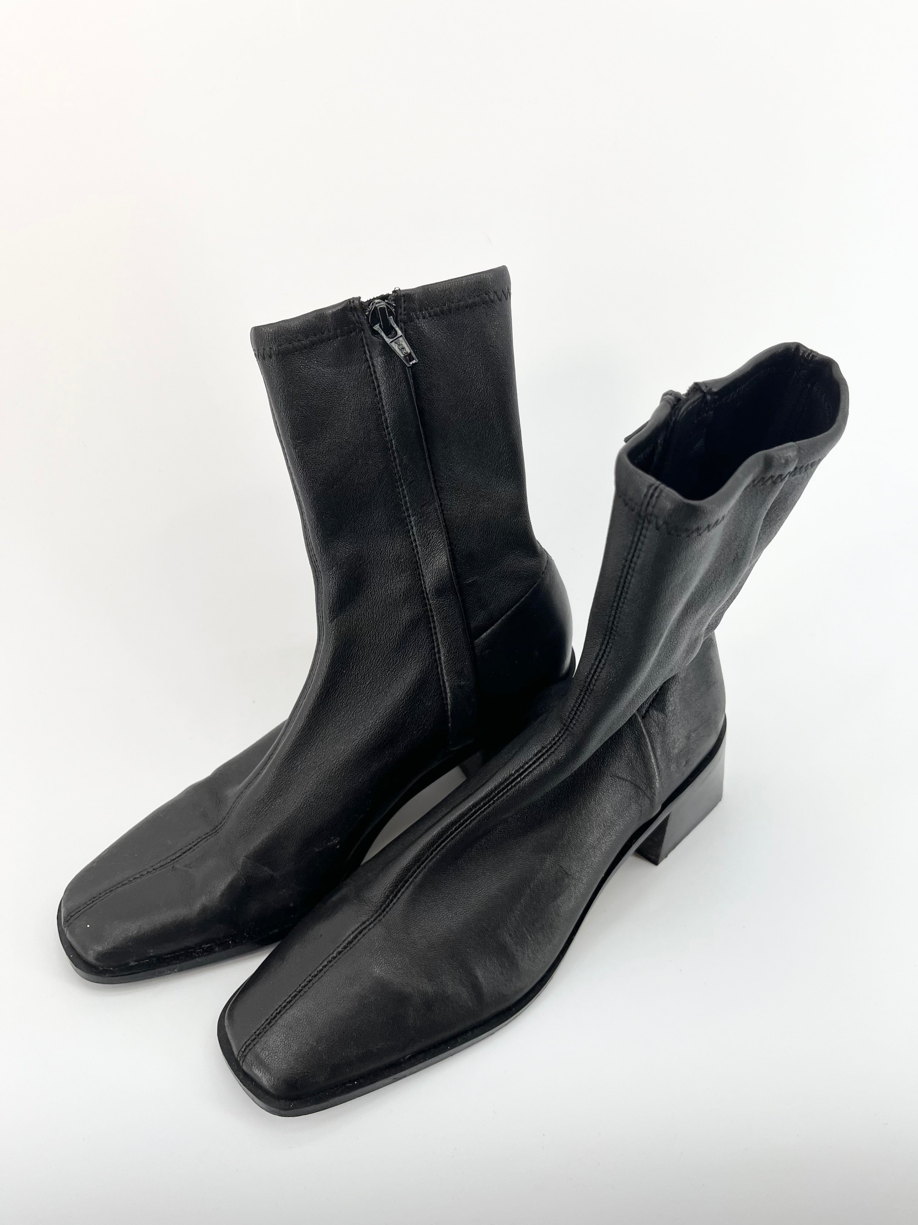 & Other stories - Bottines chaussettes à talon en cuir T.38