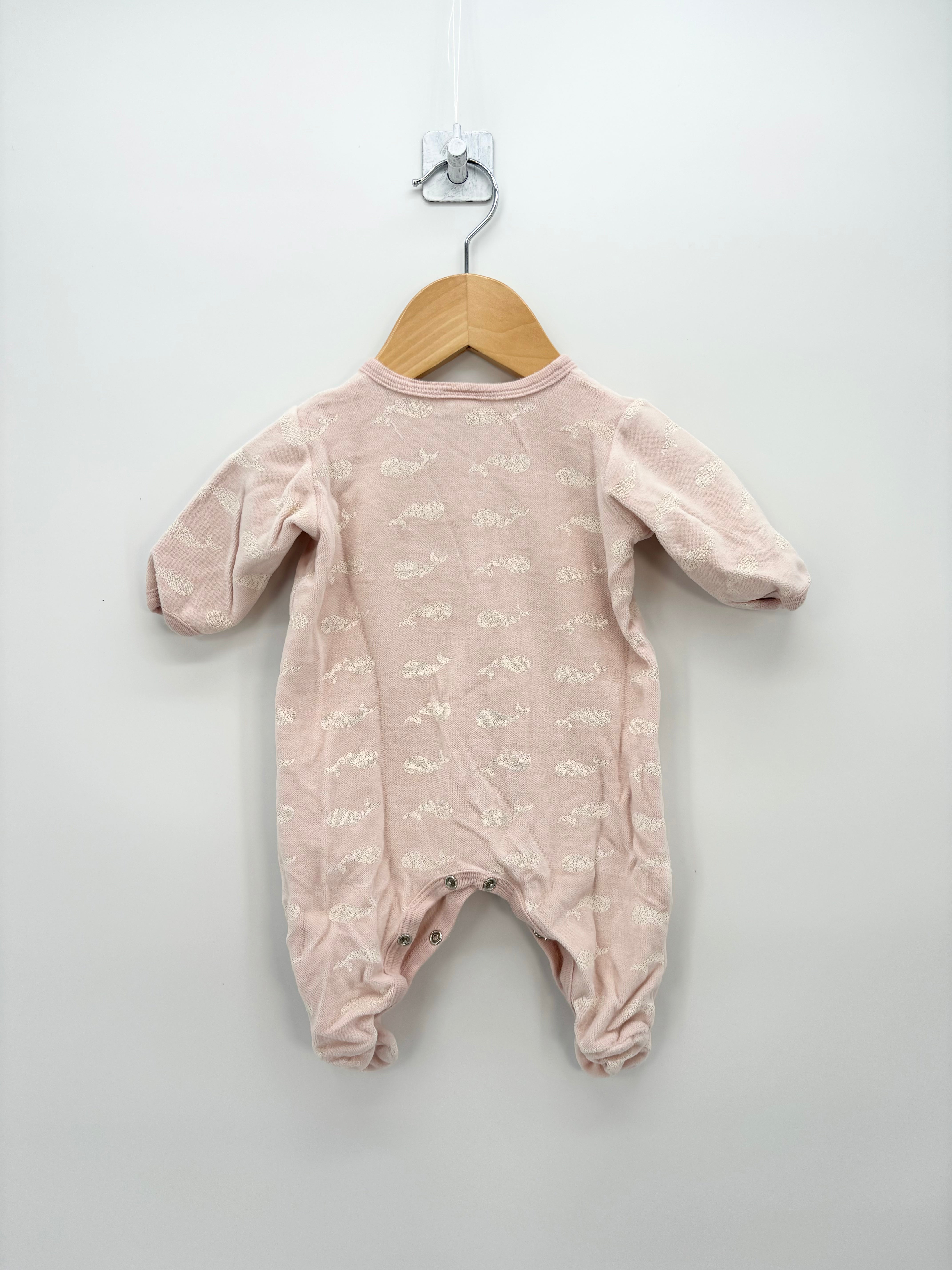 Petit Bateau - Pyjama velours rose baleines beiges T.3 mois