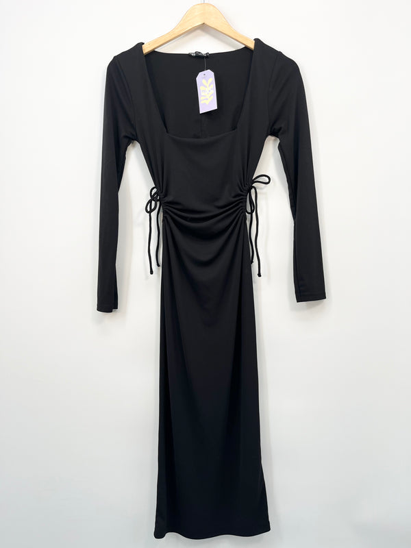 Zara - Robe noire longue ouverte sur les côtés col carré T.S