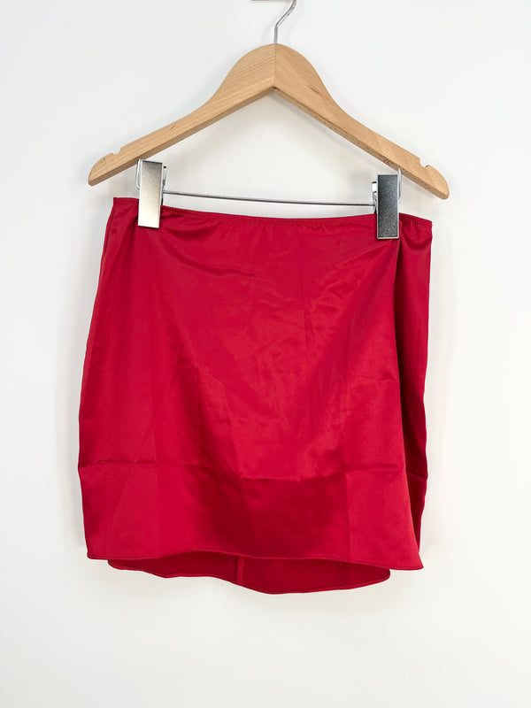Victoria's Secret - Mini jupe lingerie rouge coeur transparent à l'arrière T.S