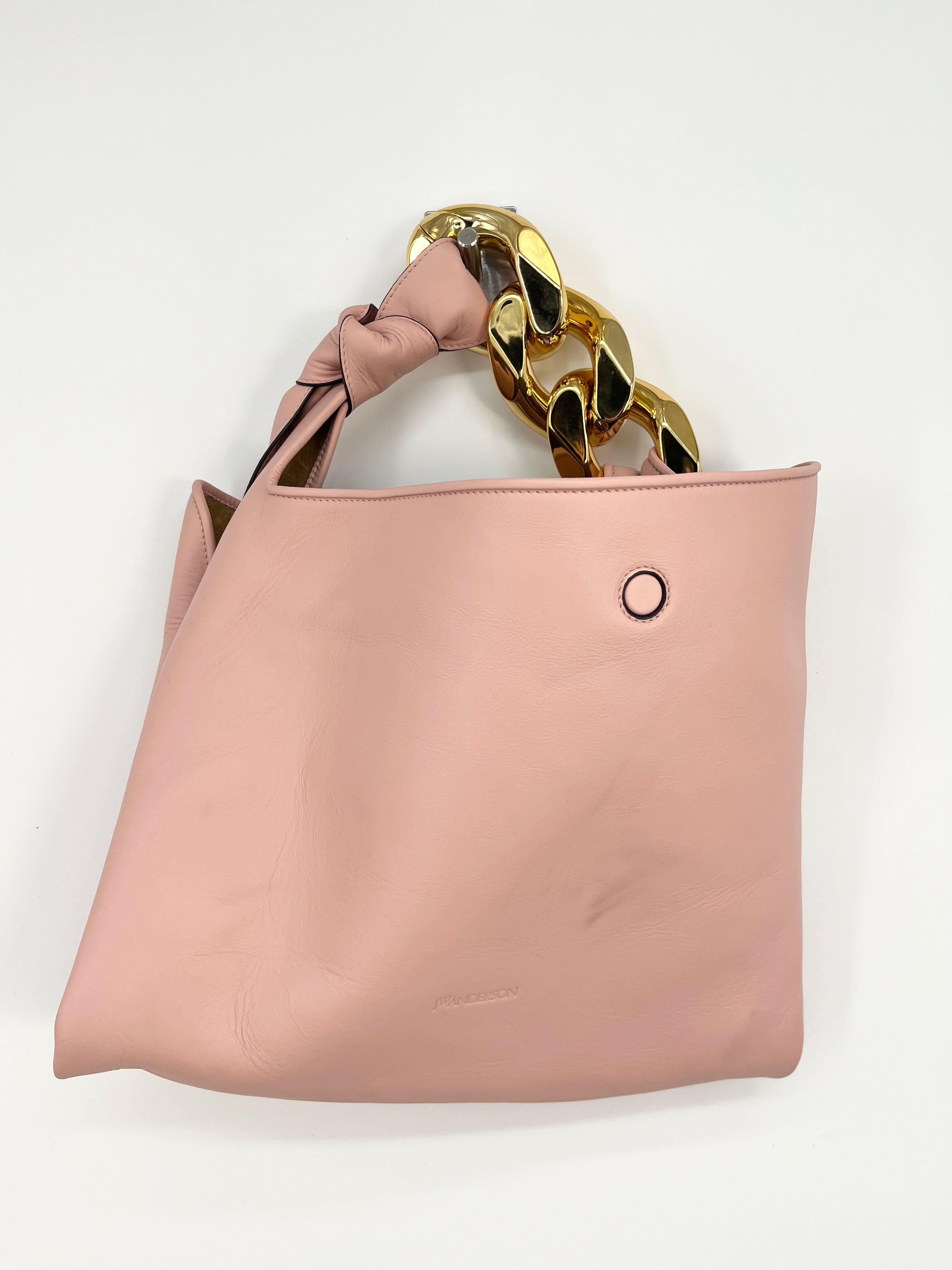 Jw Anderson - Sac rose poudrée en cuir petit hanse maillon doré imparfait