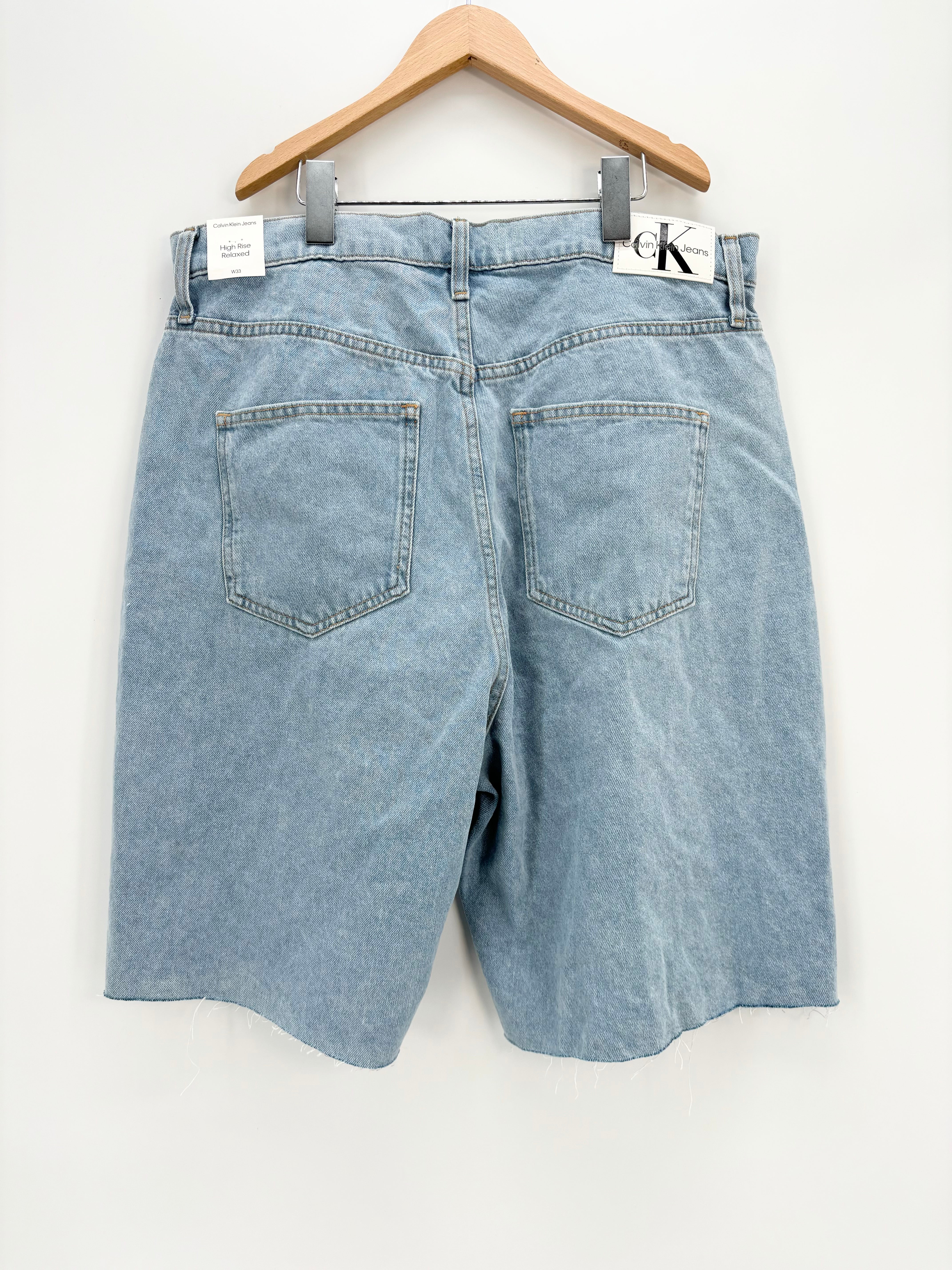 Calvin Klein - Short long jean bleu clair neuf T.42/44