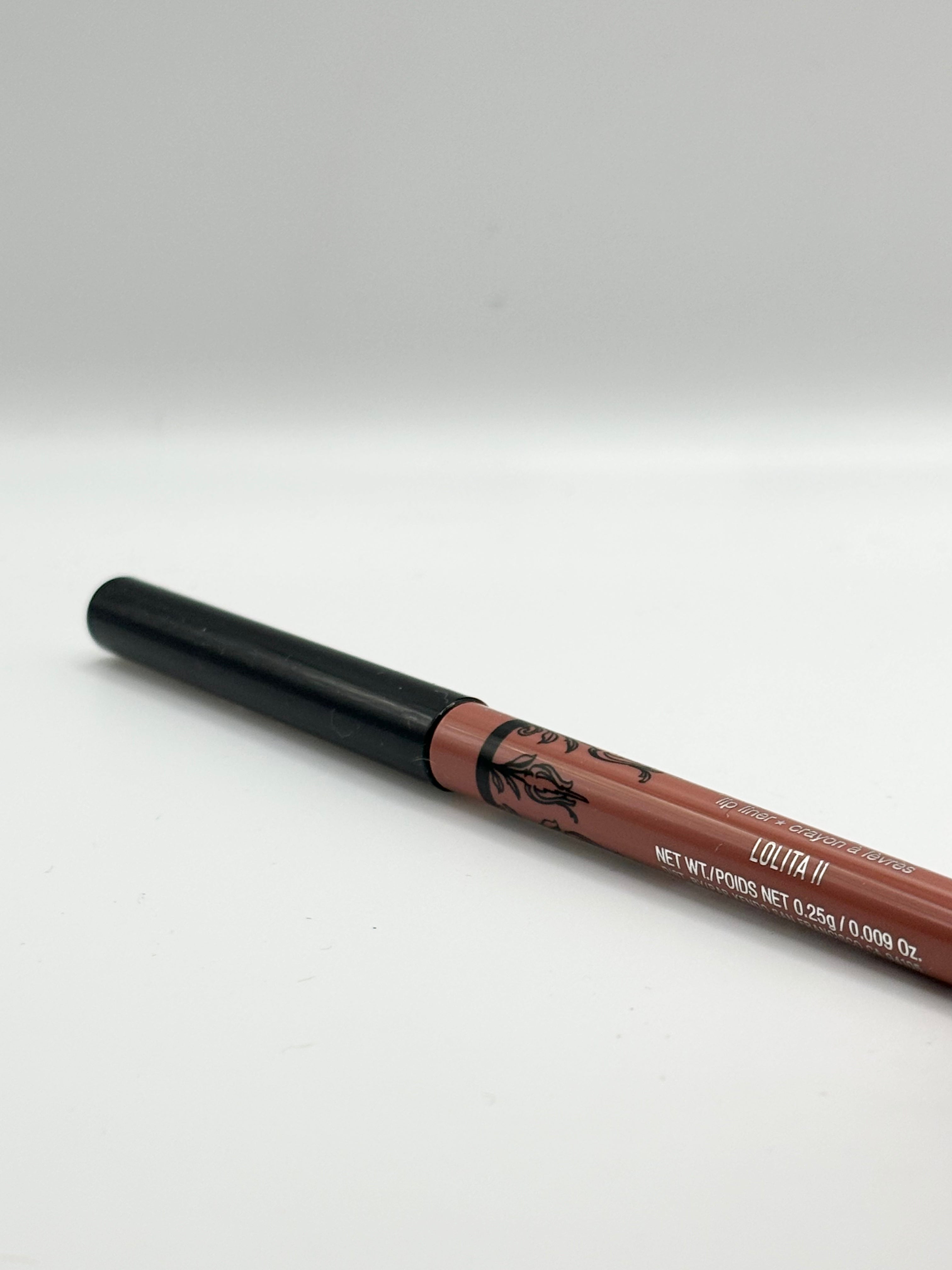 Kat Von D - Crayon à lèvre crème Lolita II 0,25g