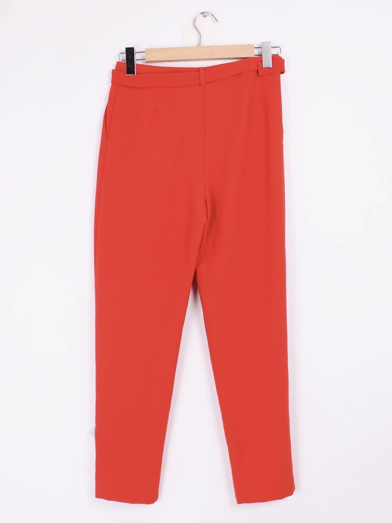 Chemins blancs - Pantalon rouge T.36