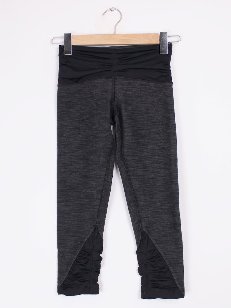 Lulu Lemon - Legging court gris foncé T.XS