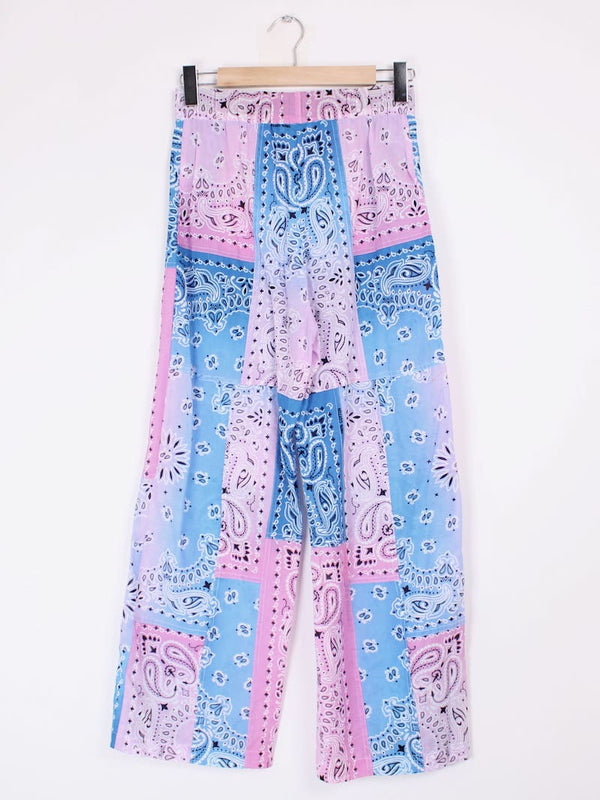 Arizona Love - Pantalon léger rose et bleu motifs cachemire T.38